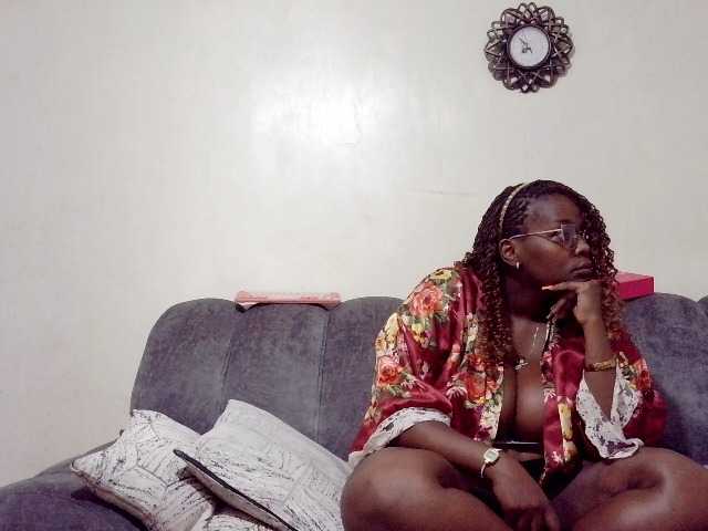 africangoddess live cam on BongaCams