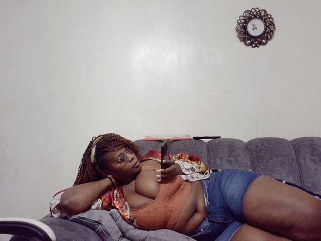 africangoddess live cam on BongaCams