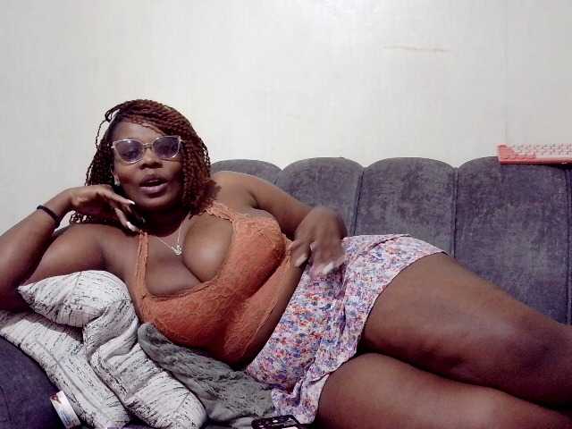 africangoddess live cam on BongaCams