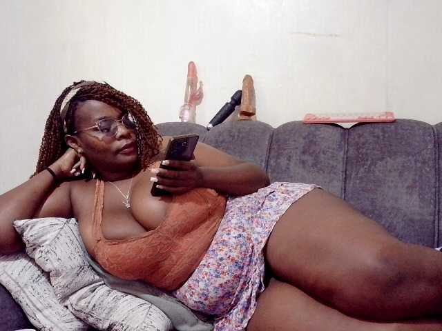 africangoddess live cam on BongaCams