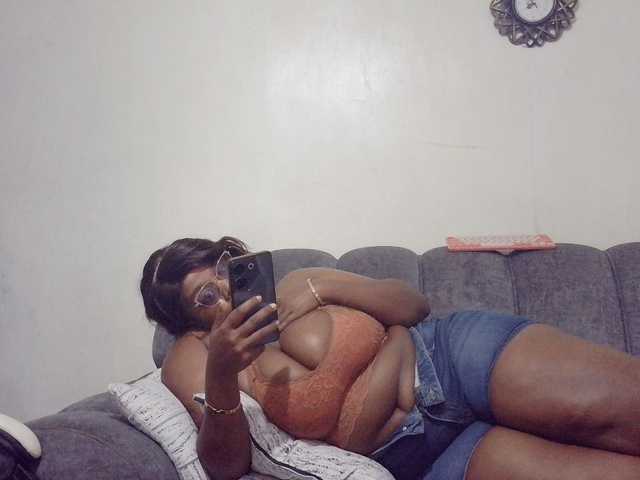 africangoddess live cam on BongaCams