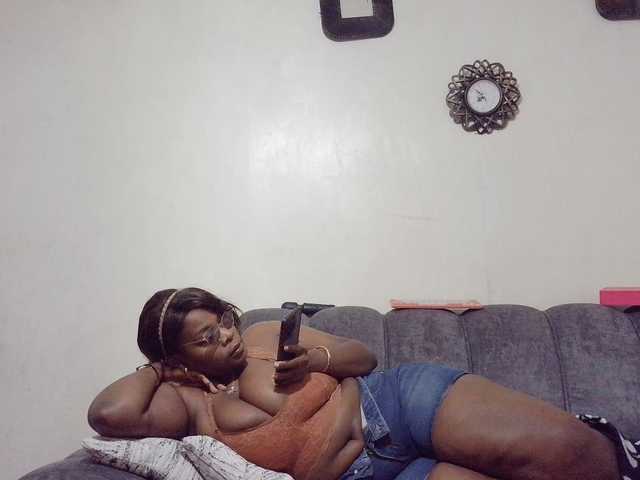 africangoddess live cam on BongaCams