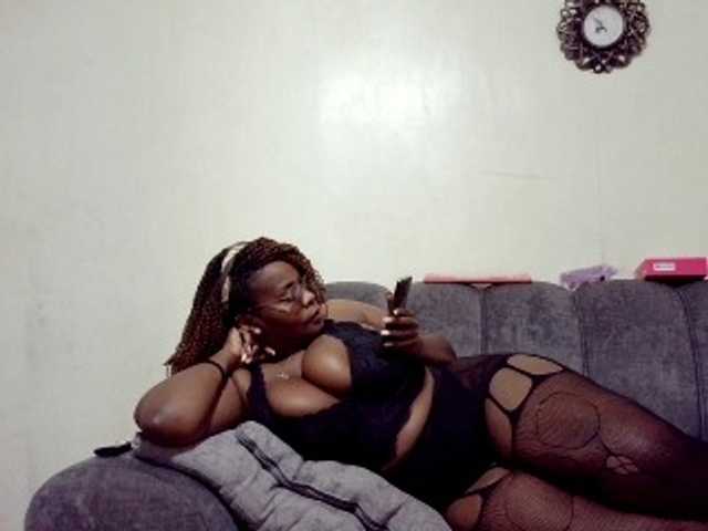 africangoddess live cam on BongaCams