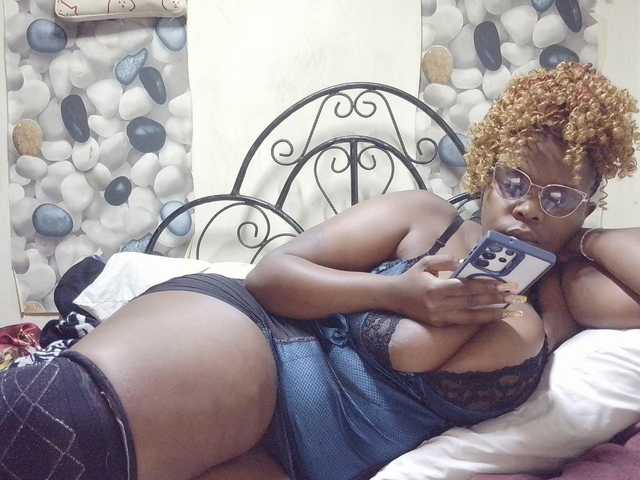 africangoddess live cam on BongaCams