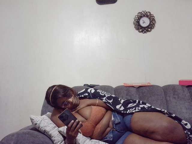africangoddess live cam on BongaCams