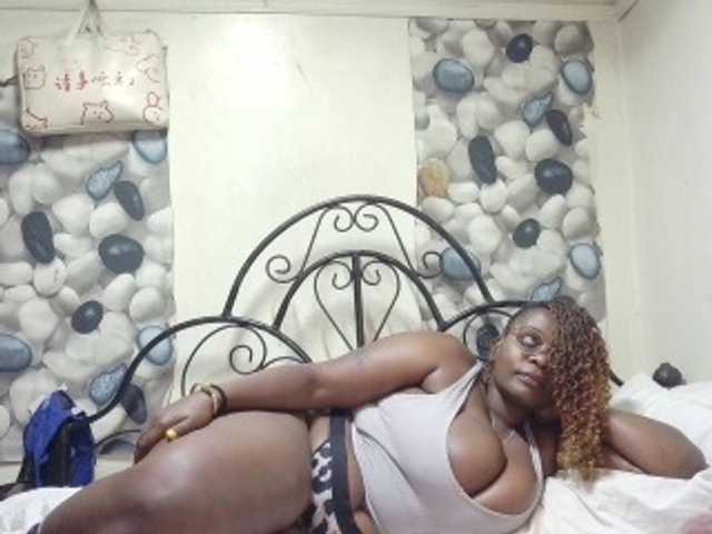africangoddess live cam on BongaCams