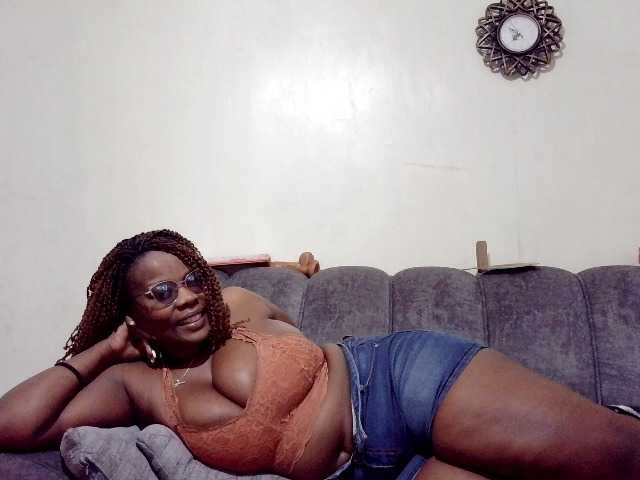 africangoddess live cam on BongaCams