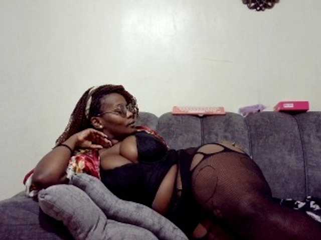 africangoddess live cam on BongaCams