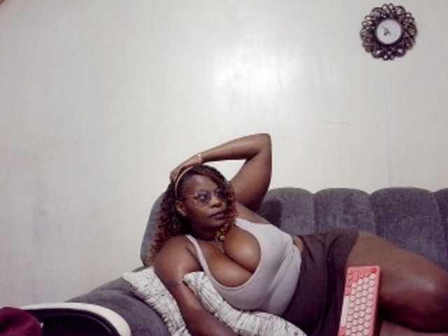 africangoddess live cam on BongaCams