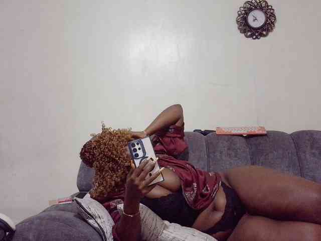 Modelo: africangoddess