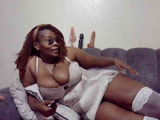 Model: africangoddess