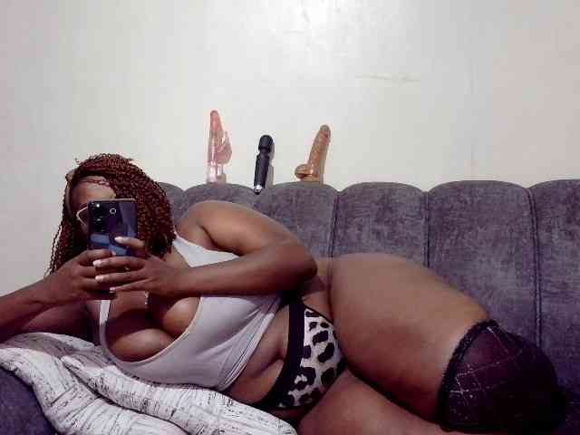 モデル: africangoddess