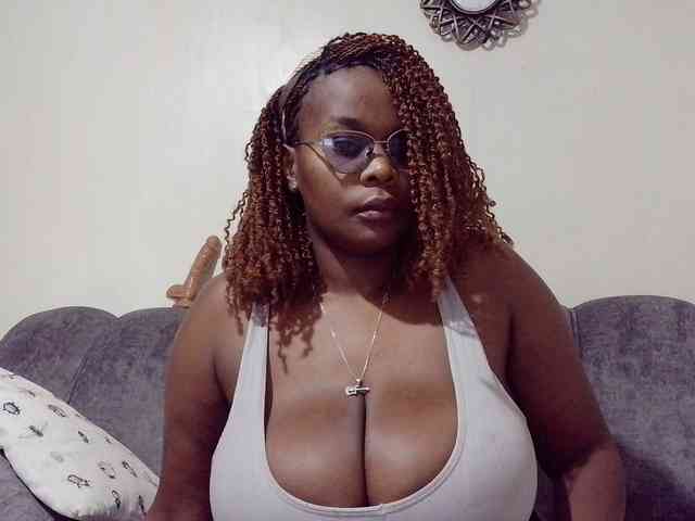 Model: africangoddess