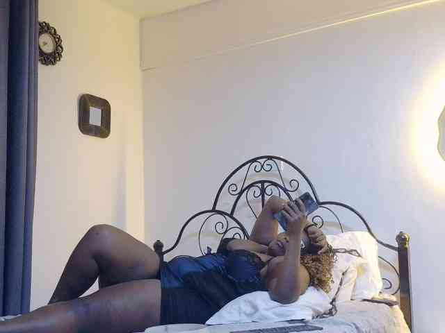 Modella: africangoddess
