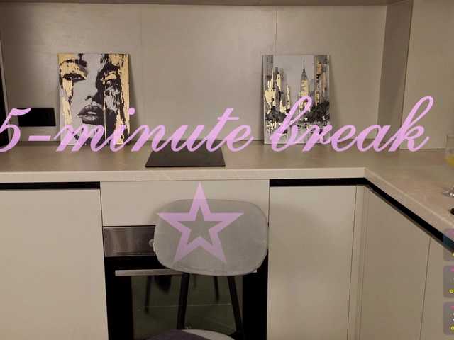 sinnersselene live cam on BongaCams