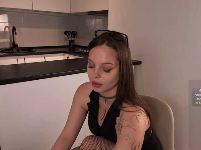 sinnersselene live cam on BongaCams