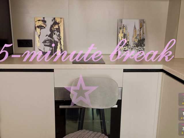 sinnersselene live cam on BongaCams