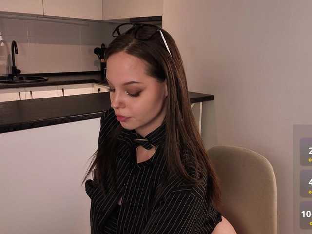 sinnersselene live cam on BongaCams