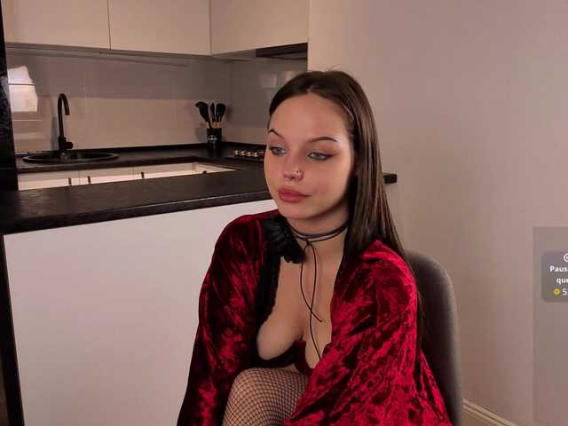 sinnersselene live cam on BongaCams