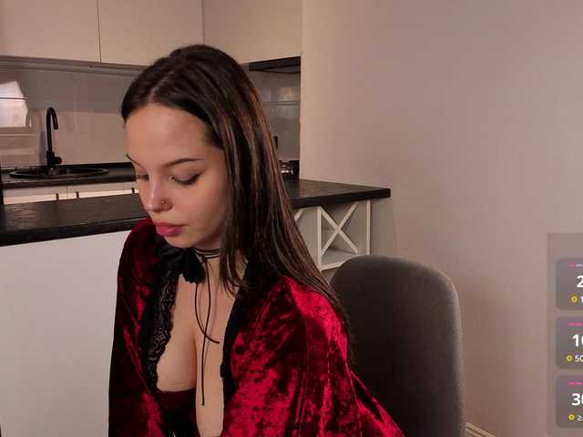sinnersselene live cam on BongaCams