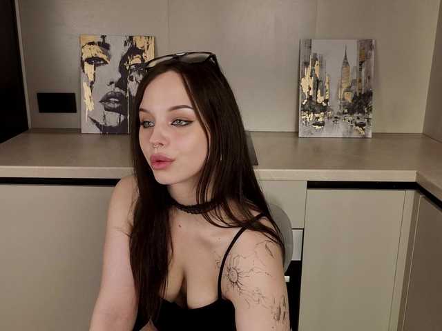 sinnersselene live cam on UnifiedCams