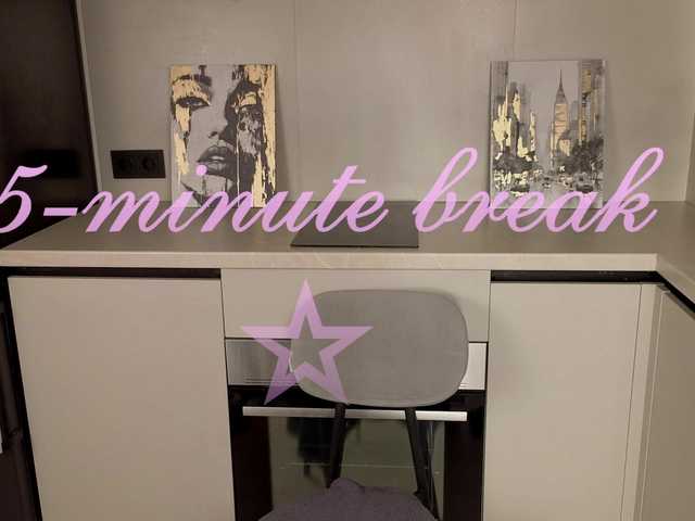 sinnersselene live cam on BongaCams