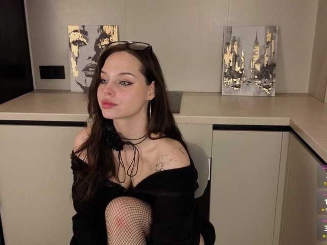 sinnersselene live webcam show