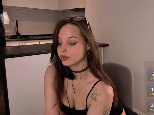 sinnersselene live cam on BongaCams