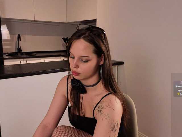 sinnersselene live cam on BongaCams