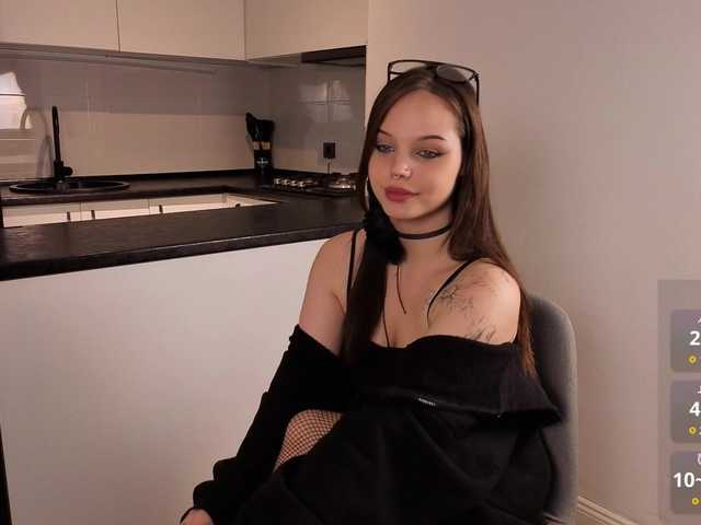sinnersselene live cam on BongaCams