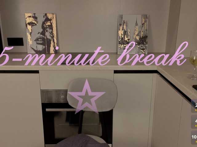 sinnersselene live cam on BongaCams