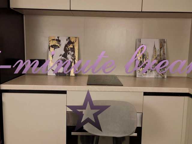 sinnersselene live cam on BongaCams