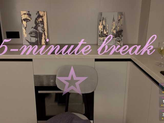 sinnersselene live cam on BongaCams