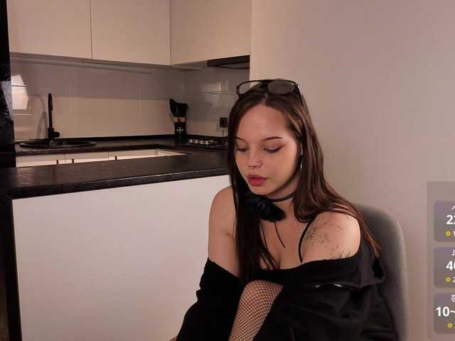 sinnersselene live cam on BongaCams