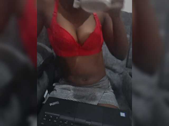 Littlesecret-1 live cam on BongaCams