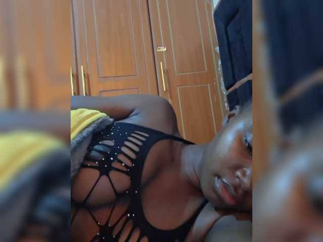 Darkdesire-1 live cam on BongaCams