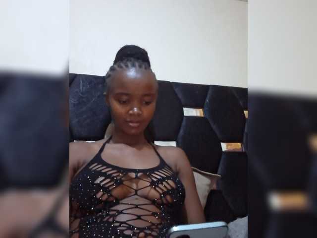 Darkdesire-1 live cam on BongaCams