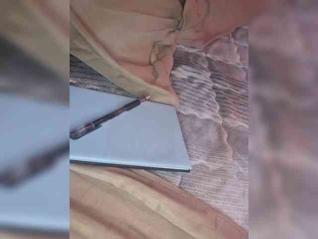 Littlesecret-1 webcam