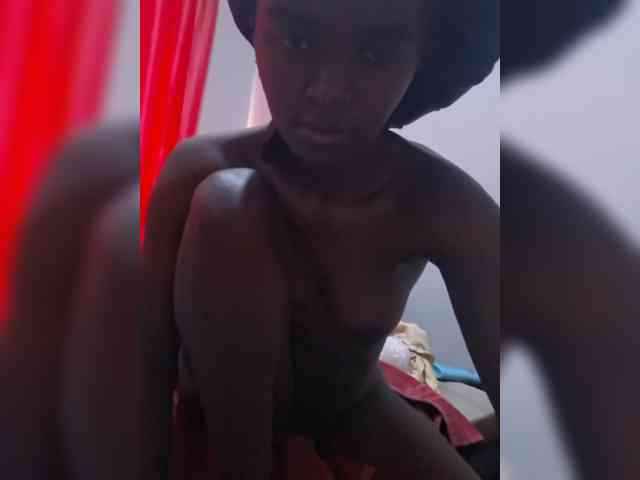 Littlesecret-1 webcam