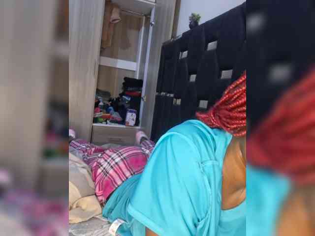 Littlesecret-1 webcam
