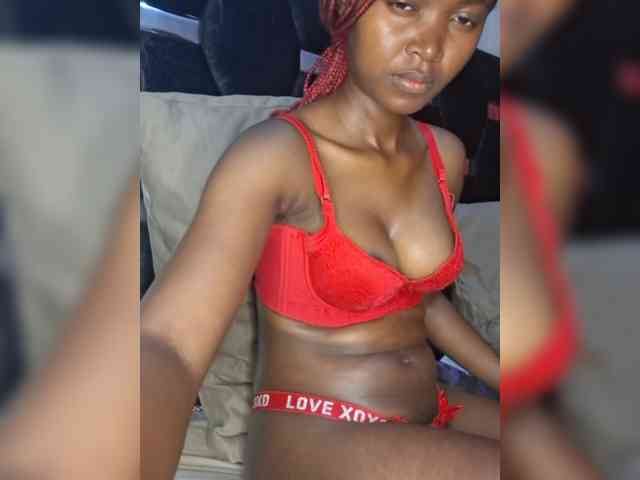 Littlesecret-1 webcam