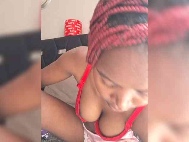 Littlesecret-1 webcam