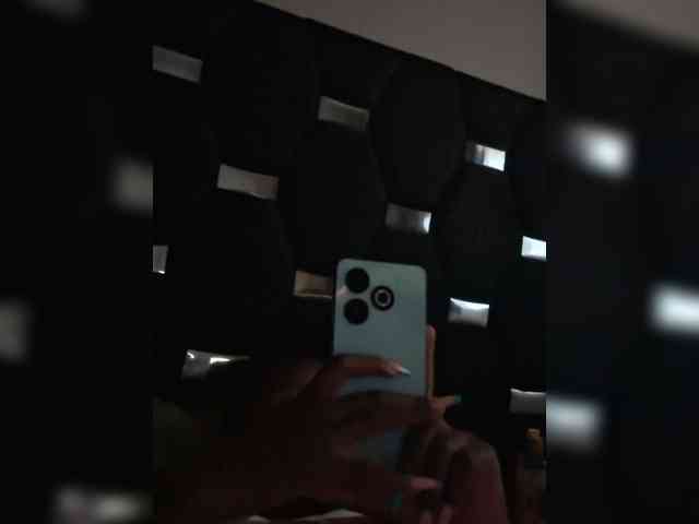 Darkdesire-1 webcam