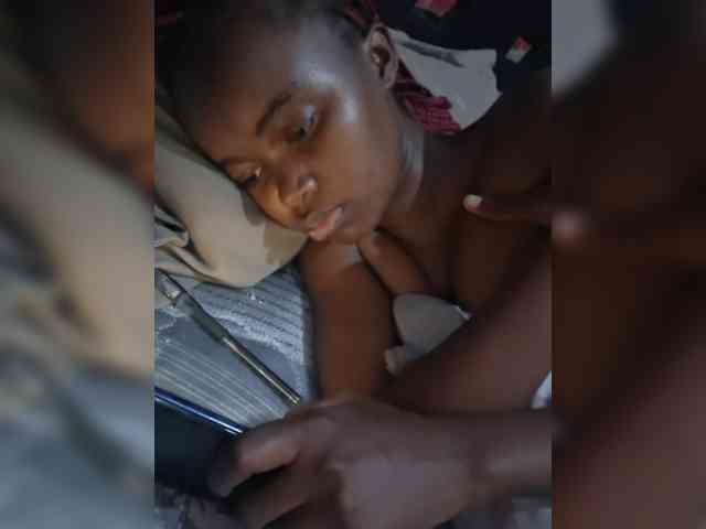 Littlesecret-1 webcam