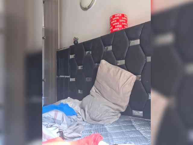 Littlesecret-1 webcam