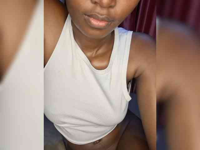 Littlesecret-1 webcam