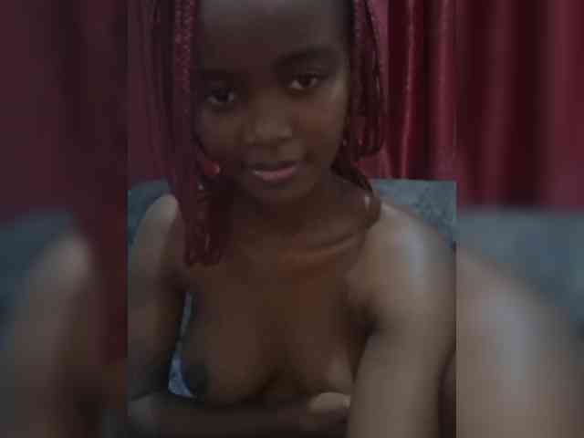Littlesecret-1 webcam