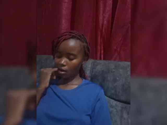 Littlesecret-1 webcam