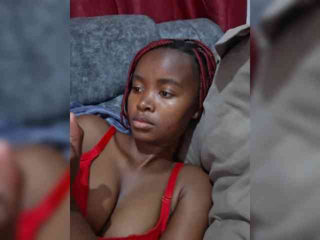 Littlesecret-1 webcam