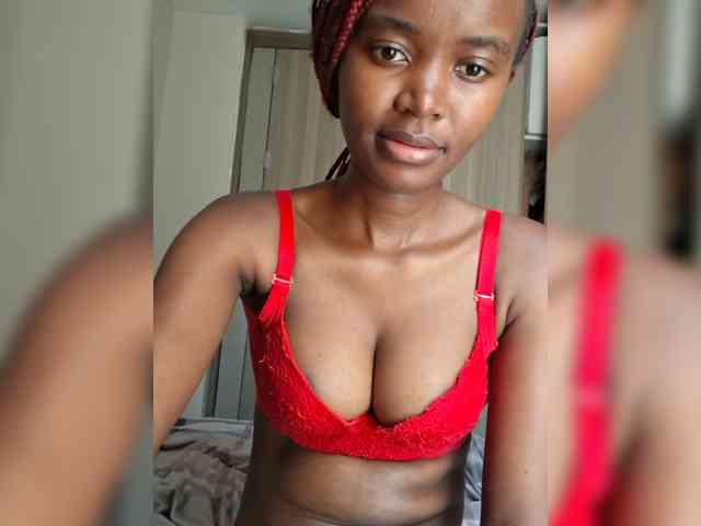 Littlesecret-1 webcam